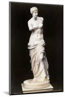 Venus De Milo-null-Mounted Photographic Print