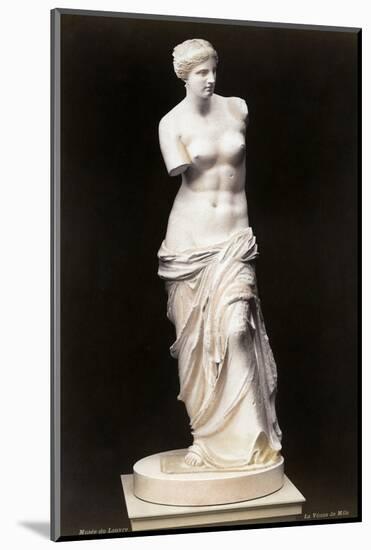 Venus De Milo-null-Mounted Photographic Print