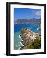 Vernazza, Cinque Terre, Riviera Di Levante, Liguria, Italy-Jon Arnold-Framed Photographic Print