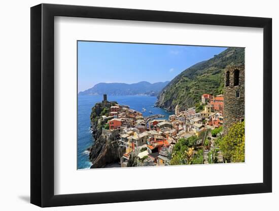 Vernazza, Italian Riviera, Cinque Terre, UNESCO World Heritage Site, Liguria, Italy, Europe-Hans-Peter Merten-Framed Photographic Print