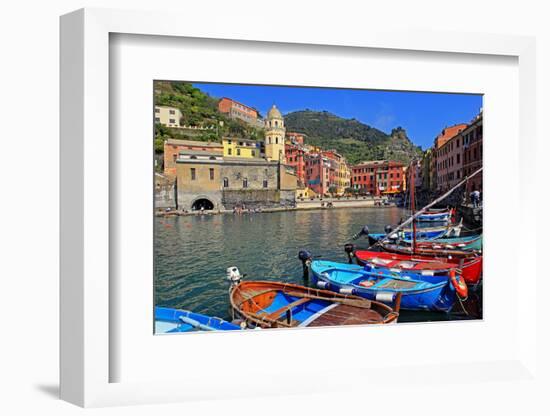 Vernazza, Italian Riviera, Cinque Terre, UNESCO World Heritage Site, Liguria, Italy, Europe-Hans-Peter Merten-Framed Photographic Print