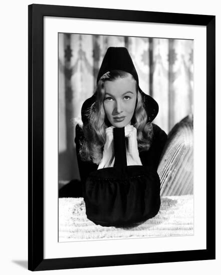 Veronica Lake, 1941-null-Framed Photo