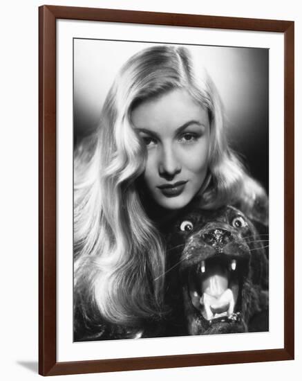 Veronica Lake, 1941-null-Framed Photographic Print