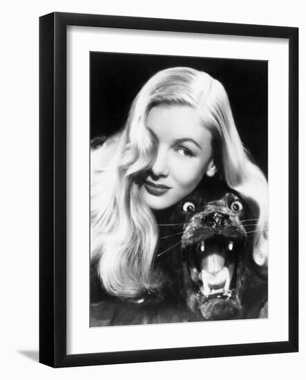 Veronica Lake, 1942-null-Framed Photographic Print