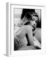 Veronica Lake, Early 1940s-null-Framed Photo