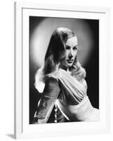 Veronica Lake, This Gun for Hire, 1942-null-Framed Photographic Print