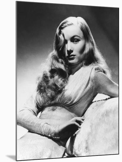 Veronica Lake, This Gun for Hire, 1942-null-Mounted Photographic Print