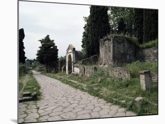 Via Dei Sepolchri, Pompeii, Unesco World Heritage Site, Campania, Italy-Christina Gascoigne-Mounted Photographic Print