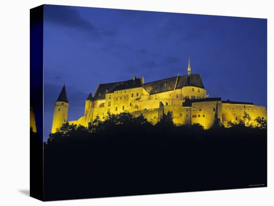 Vianden Castle, Vianden, Luxembourg-Gavin Hellier-Stretched Canvas