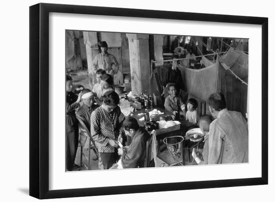 Victims of the Nagasaki Atomic Bombing at Fukuromachi Relief Station, August 1945-null-Framed Photo