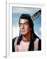 Victor Mature CHIEF CRAZY HORSE, 1955 directed by GEORGE SHERMAN (photo)-null-Framed Photo