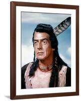 Victor Mature CHIEF CRAZY HORSE, 1955 directed by GEORGE SHERMAN (photo)-null-Framed Photo