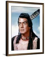 Victor Mature CHIEF CRAZY HORSE, 1955 directed by GEORGE SHERMAN (photo)-null-Framed Photo