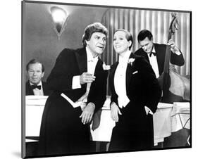 Victor Victoria (1982)-null-Mounted Photo