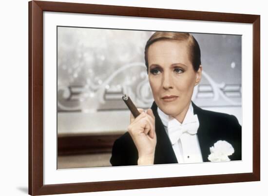 Victor Victoria (photo)-null-Framed Photo