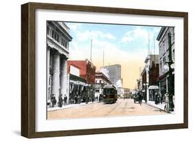 Victoria Avenue, Fort William (Thunder Ba), Ontario, Canada, C1900s-null-Framed Giclee Print