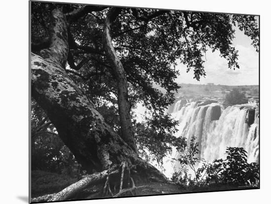 Victoria Falls on the Zambesi River-Eliot Elisofon-Mounted Photographic Print