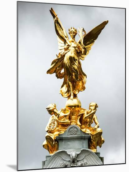 Victoria Memorial at Buckingham Palace - London - UK - England - United Kingdom - Europe-Philippe Hugonnard-Mounted Photographic Print