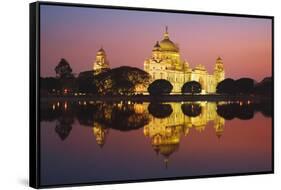 Victoria Memorial-Jon Hicks-Framed Stretched Canvas