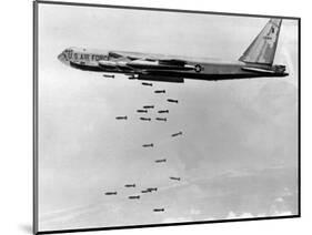 Vietnam B-52 Bombings-Associated Press-Mounted Photographic Print
