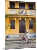 Vietnam, Hoi An, Cafes in the Old Town-Steve Vidler-Mounted Photographic Print