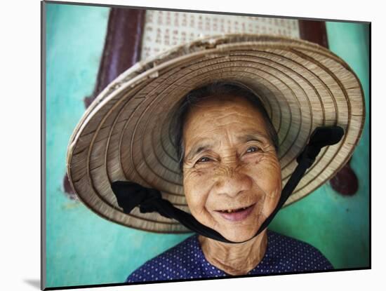 Vietnam, Hoi An, Portrait of Elderly Woman-Steve Vidler-Mounted Photographic Print