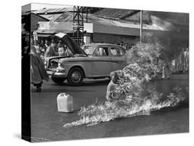 Vietnam Monk Protest-Malcolm Browne-Stretched Canvas