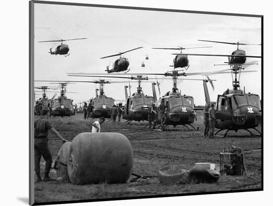 Vietnam U.S. Huey-Associated Press-Mounted Photographic Print