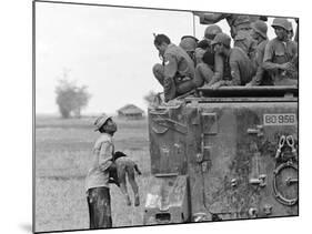 Vietnam War Child Killed-Horst Faas-Mounted Photographic Print