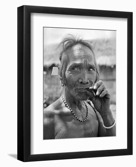 Vietnam War Montagnards-Henri Huet-Framed Photographic Print