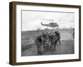 Vietnam War S U.S. Soldiers Wounded-Associated Press-Framed Premium Photographic Print