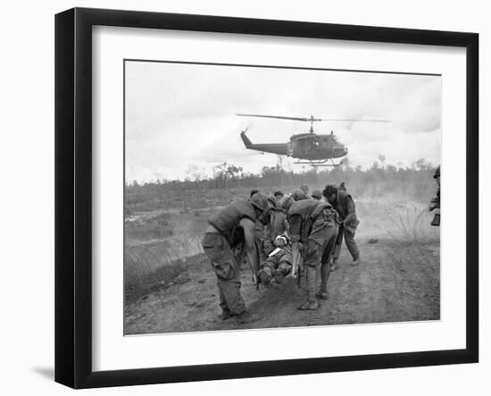 Vietnam War S U.S. Soldiers Wounded-Associated Press-Framed Premium Photographic Print