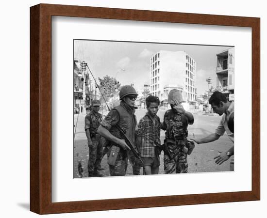 Vietnam War Saigon Execution-Eddie Adams-Framed Photographic Print
