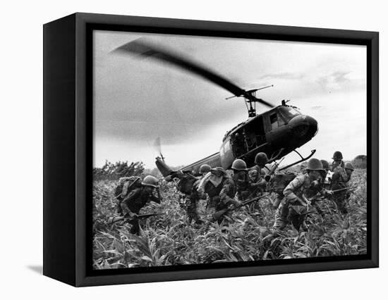 Vietnam War U.S. Army Helicopter-Nick Ut-Framed Stretched Canvas