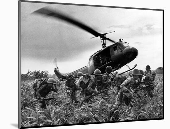 Vietnam War U.S. Army Helicopter-Nick Ut-Mounted Photographic Print