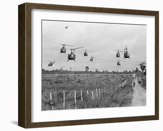 Vietnam War U.S. Ground Troops-Associated Press-Framed Premium Photographic Print