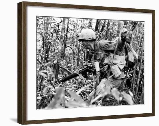 Vietnam War U.S. Infantryman-null-Framed Photographic Print