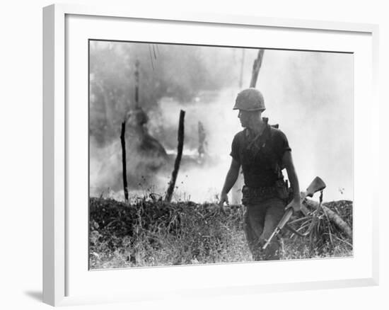 Vietnam War U.S. Marine-Associated Press-Framed Photographic Print