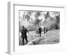 Vietnam War U.S. Marines Da Nang-Associated Press-Framed Photographic Print