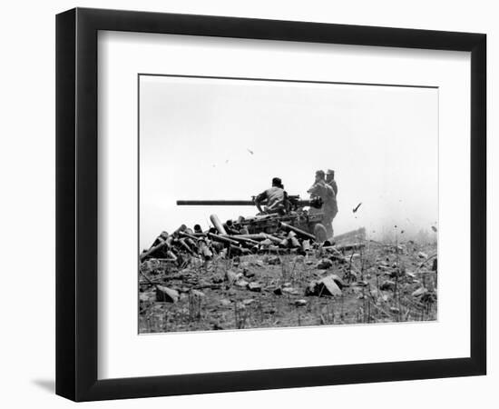 Vietnam War U.S. Marines-Associated Press-Framed Photographic Print