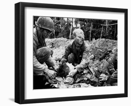 Vietnam War U.S. Medic Cole-Henri Huet-Framed Premium Photographic Print