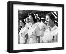 Vietnam War U.S. Nurse Medal-Associated Press-Framed Photographic Print