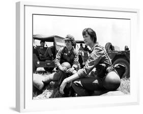 Vietnam War U.S. Nurses-Associated Press-Framed Photographic Print