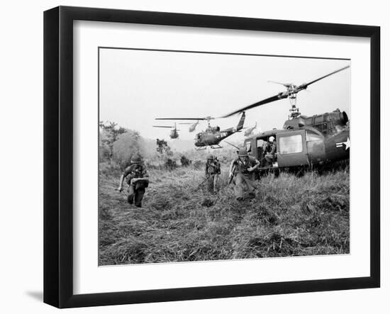 Vietnam War U.S. Troops-Horst Faas-Framed Premium Photographic Print