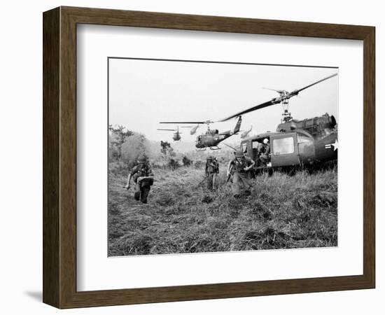 Vietnam War U.S. Troops-Horst Faas-Framed Photographic Print