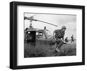 Vietnam War US Advisor-Horst Faas-Framed Photographic Print