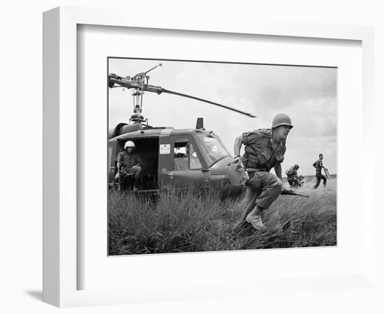 Vietnam War US Advisor-Horst Faas-Framed Photographic Print