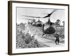 Vietnam War US Helicopters-Horst Faas-Framed Photographic Print