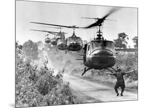 Vietnam War US Helicopters-Horst Faas-Mounted Photographic Print