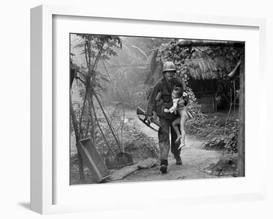 Vietnam War-Horst Faas-Framed Premium Photographic Print